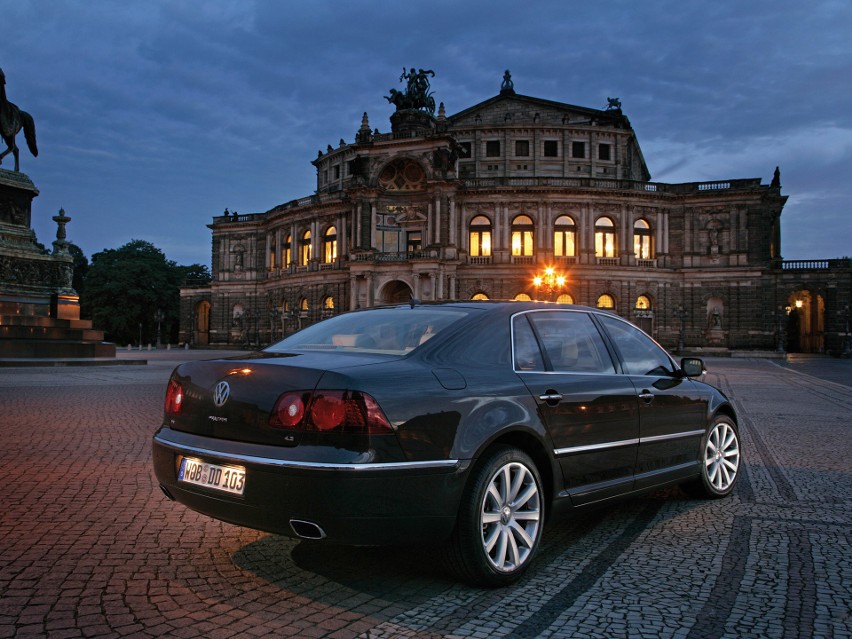 Volkswagen Phaeton...