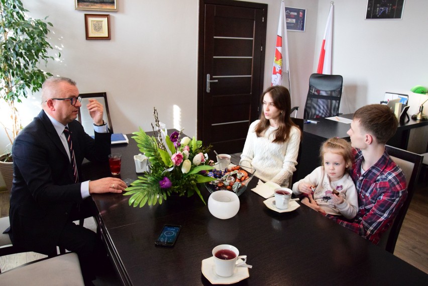 Polska rodzina z Kazachstanu dziś oficjalnie odebrała od...