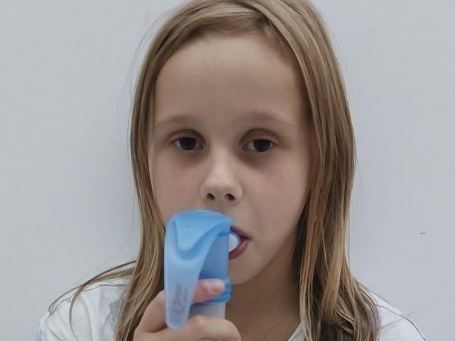 Dziewięcioletnia Ola Załęska z Różana cierpi na mukowiscydozę. Zbiera na roczną terapię nowoczesnymi lekami
