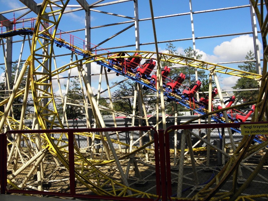 Rollercoaster w Miasteczku Twinpigs w Żorach