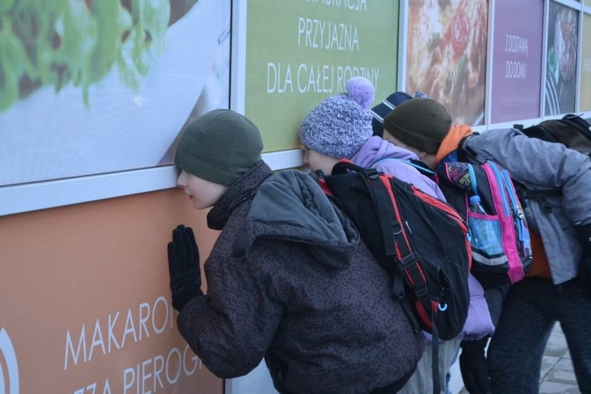 Magda Gessler przeprowadza "Kuchenne rewolucje" w jednym z...