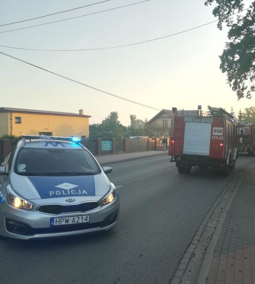 Pożar stodoły w Konikowie. Paliło się pomieszczenie gospodarcze [ZDJĘCIA]