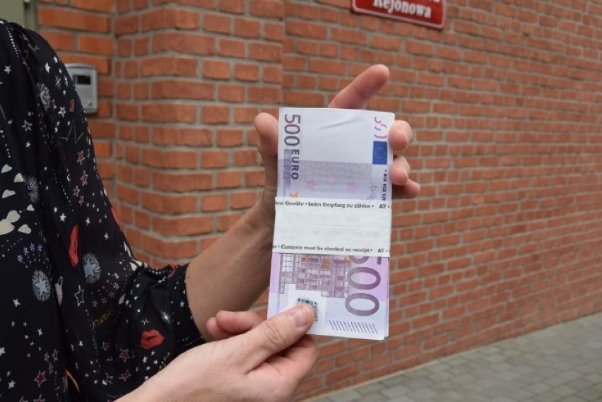 Pruszcz Gdański: Odzyskała 50 tysięcy euro. Pozostałe skradzione 210 tys. euro podejrzany podobno chce „wyprać” [zdjęcia, wideo]