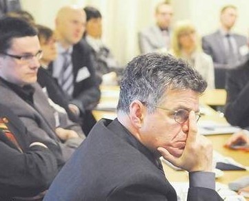 Na wczorajszej konferencji w Łagowie obecni byli lubuscy przedsiębiorcy oraz samorządowcy. Na pierwszym planie burmistrz Bytomia Odrzańskiego Jacek Sauter (fot. Mariusz Kapała)