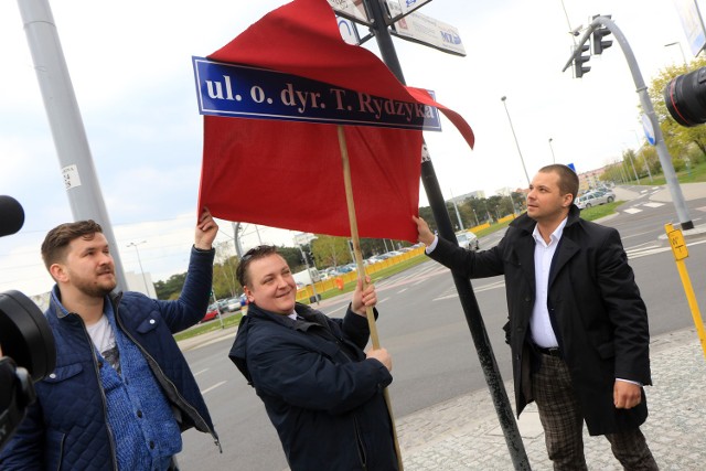 Ojciec Tadeusz Rydzyk miałby zastąpić Jurija Gagrina? Taką zmianę proponuje PSL w ramach protestu przeciw ustawie o dekomunizacji ulic.