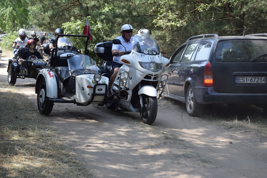 Kilkuset motocyklistów z różnych stron Polski wzięło udział...