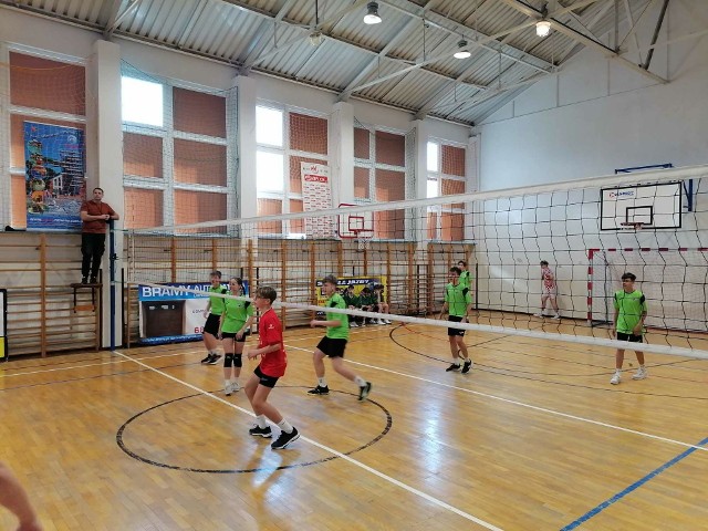 Kolejny Powiatowy Turniej Piłki Siatkowej Chłopców Szkół Podstawowych odbył się w Sukowie