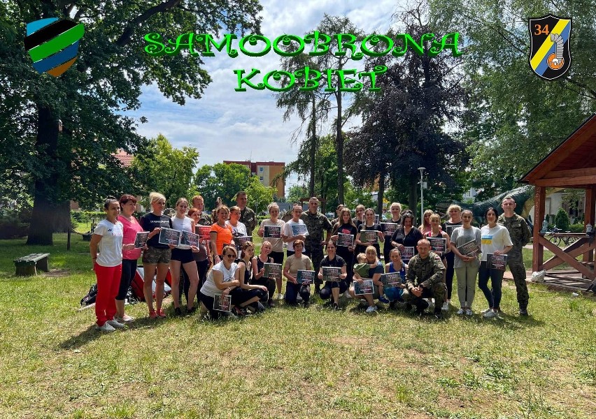 Szkolenie dla pań w Szprotawie. Zdjęcie grupowe