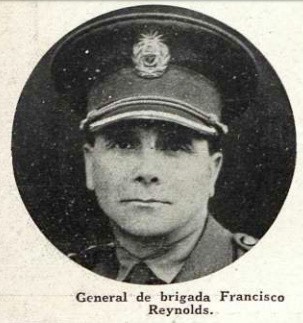 Panchito, już jako argentyński generał.