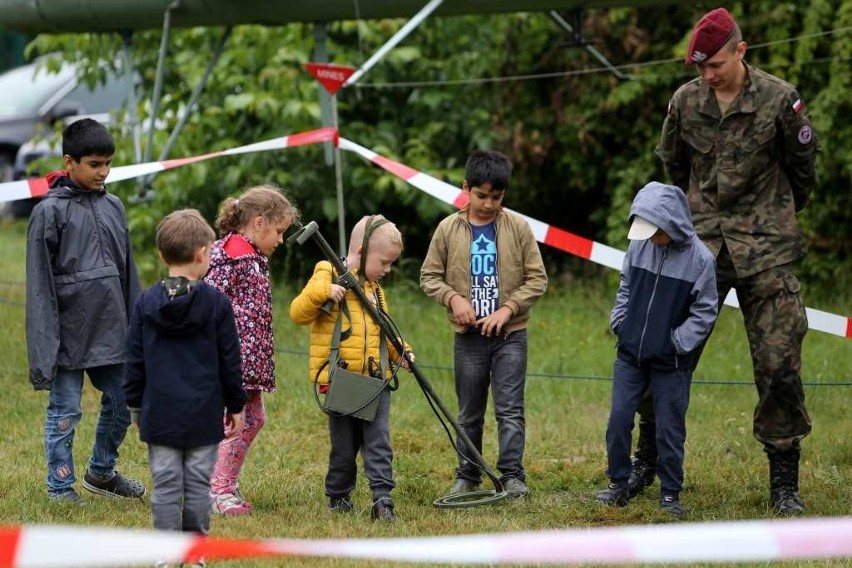 XIV Małopolski Piknik Lotniczy. Na krakowskim niebie zagościli doskonali piloci