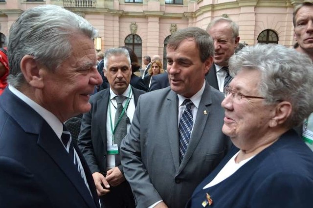 Renata Zajączkowska i Bernard Gaida mieli okazję do chwili rozmowy z prezydentem Joachimem Gauckiem.