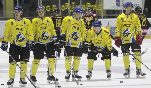 Zdziesiątkowany Orlik nie miał większych szans w starciu z GKS-em Katowice, ale długo trzymał się dzielnie.