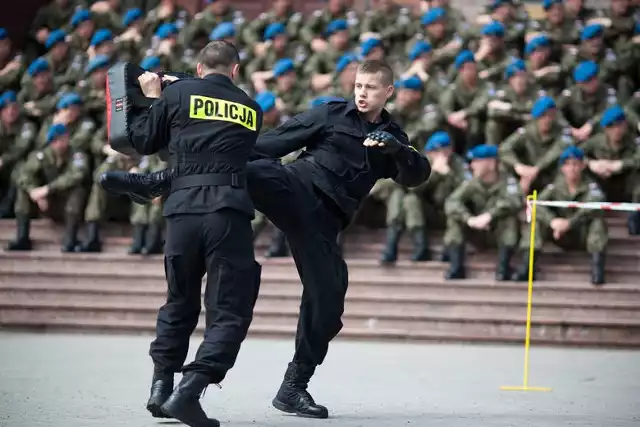 W tym roku do policji planują przyjąć 232 policjantów.