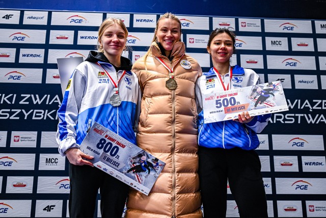 Medalistki mistrzostw polski na dystansie 500 metrów, od lewej: Kamila Stormowska (srebro), Natalia Maliszewska (złoto) i Nikola Mazur (brąz)