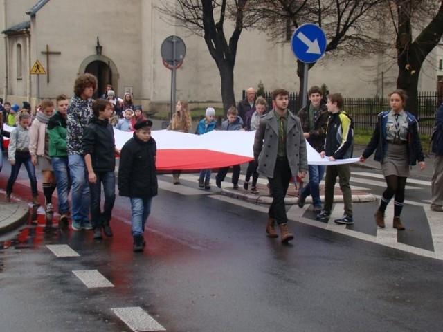 Pochód Patriotyczny jest stałym elementem obchodów Święta Niepodległości w Oświęcimiu