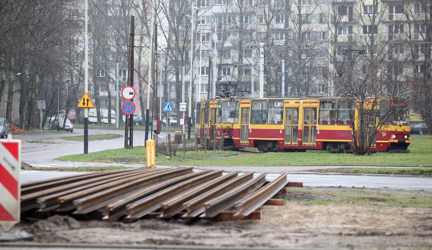 Budowa trasy W-Z. Retkinia odcięta od tramwajów [ZDJĘCIA+INFOGRAFIKA]