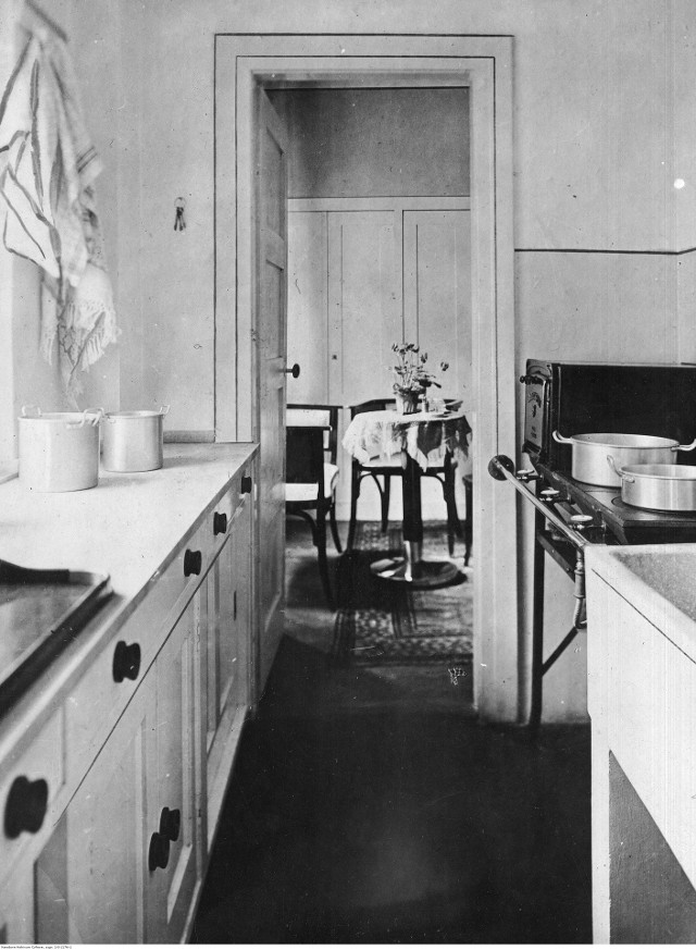 1926. Wnętrze mieszkania zaprojektowanych przez Antona Brennera