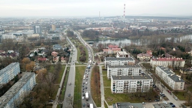 W ramach inwestycji planowana jest budowa dwóch węzłów drogowych (Hubalczyków, Zagnańska) i dwóch tuneli