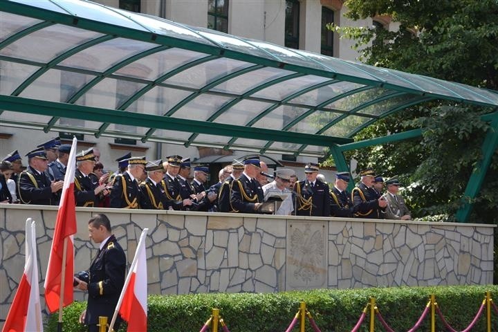 Stopień młodszego aspiranta uzyskało 112 absolwentów...