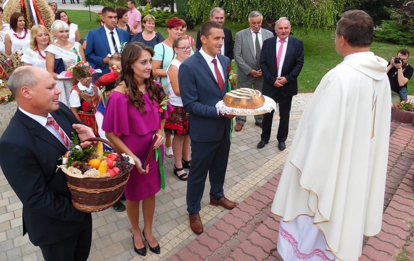 Podziękowali za plony. Udane Dożynki Gminne 2018 w Skalbmierzu [ZDJĘCIA]