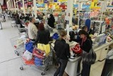 Darmowe degustacje w sieci Tesco! Kieleckie sklepy tej sieci wprowadzają 300 nowych tańszych produktów!