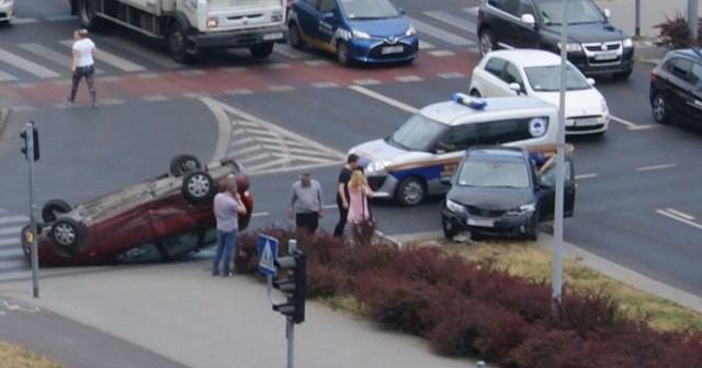 Do zdarzenia doszło na rondzie przy ulicy Grudziądzkiej