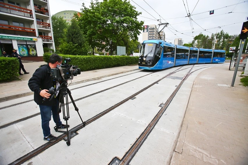 Pasażerowie będą mogli skorzystać z nowego przystanku przy...