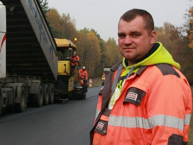 - Jeden z kierowców obrzucił nas ostatnio nawet jabłkami &#8211; mówi Mariusz Ziober z firmy Strabag.