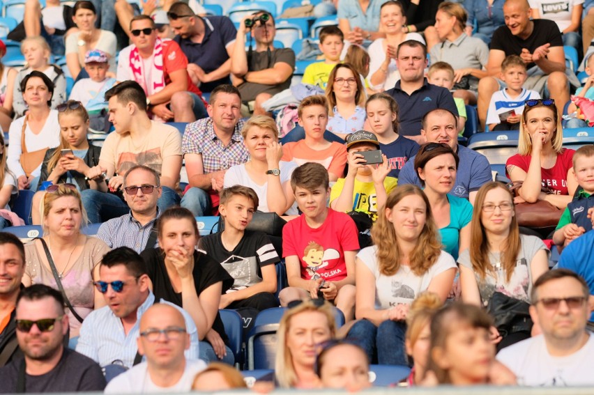 Kibice na meczu Reprezentacji Artystów Polskich na Arenie Lublin. Znajdź się na zdjęciach! [FOTO, WIDEO]