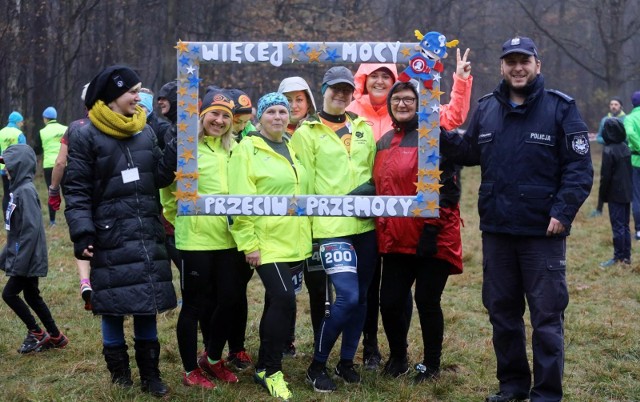 26.11.2022. Gliwicka Parkowa Prowokacja Biegowa.  Zobacz kolejne zdjęcia. Przesuwaj zdjęcia w prawo - naciśnij strzałkę lub przycisk NASTĘPNE