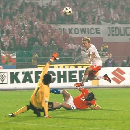 Petr Czech nie miał szans wobec technicznego lobu Jakuba Błaszczykowskiego. Bramka Kuby to, jak mówią piłkarze, stadiony świata.