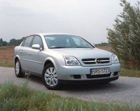 Opel Vectra model 2002