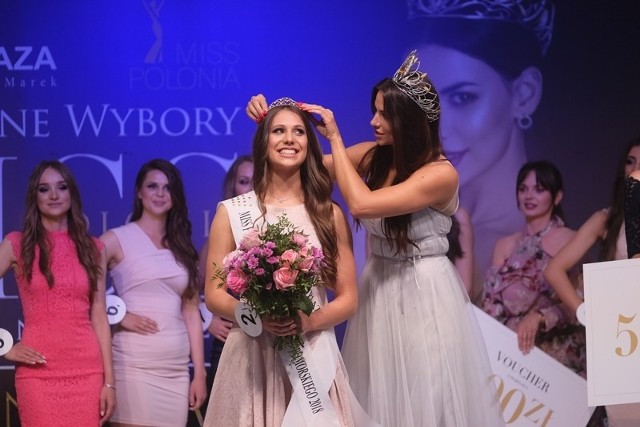 Jesica Walecka została Miss Polonia Województwa Kujawsko-Pomorskiego 2018. Gala finałowa odbyła się dziś (26.05)w Centrum Handlowym Toruń Plaza. Laureatki konkursu będą reprezentowały województwo w ogólnopolskich etapach konkursu.Podczas gali finalistki zaprezentowały się w czterech pokazach, a ich wdzięki i urodę oceniały m.in. najpiękniejsze Polki - Agata Biernat, czyli Miss Polonia 2017 oraz Izabella Krzan Miss Polonia 2016. Zobacz także:Impreza w klubie Arsenal w ToruniuWyburzanie starej siedziby TZMO. Zobacz film nakręcony z dronaNowosciTorun