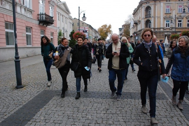 Teatralny Spacer zorganizowała i prowadziła Anna Kulpa.