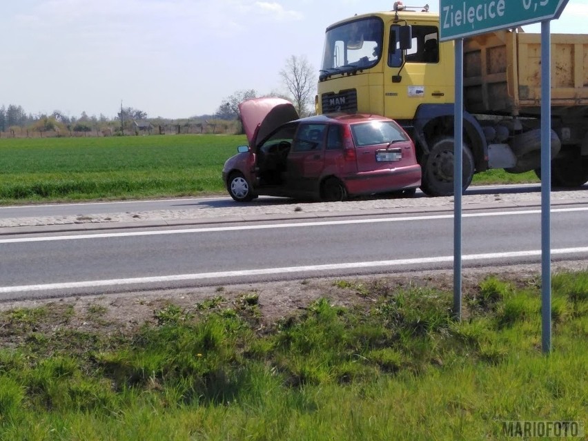 Ciężarowy MAN uderzył fiata punto w prawy bok....