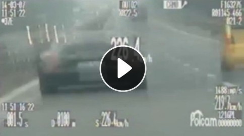 Kierowca jechał ponad 226 km/h autostradą A4