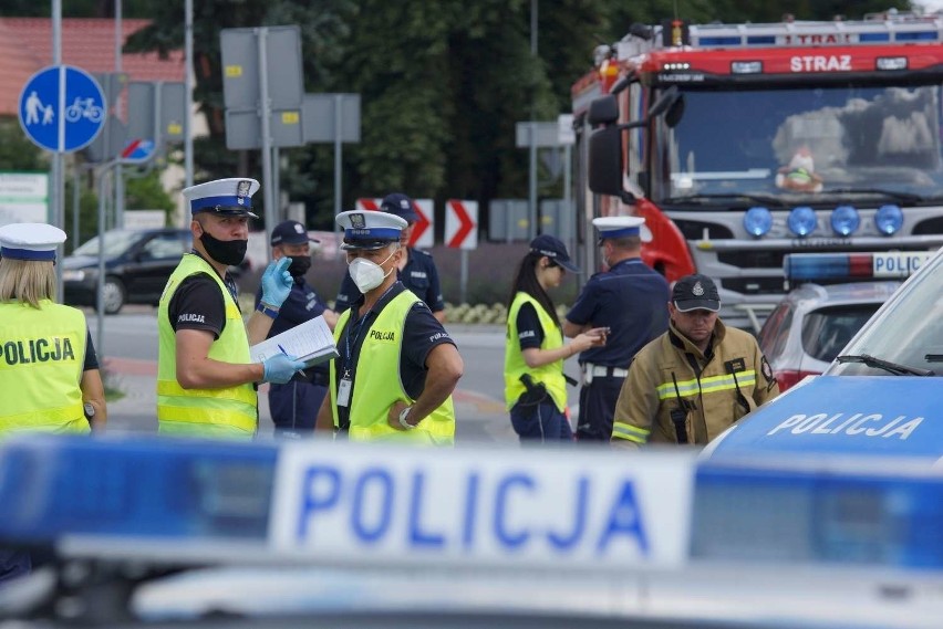 Pijany kierowca staranował policyjny radiowóz podczas próby...