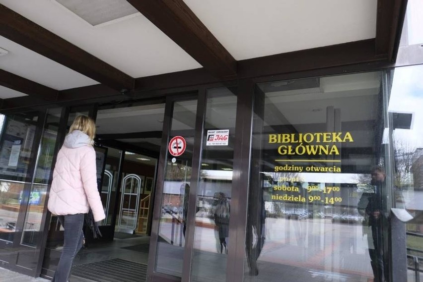 Biblioteka Główna UMK w Toruniu.