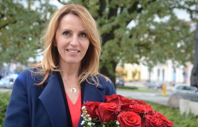 Anna Maria Białkowska z wykształcenia i zamiłowania jest nauczycielką, posłem została w 2015 roku.