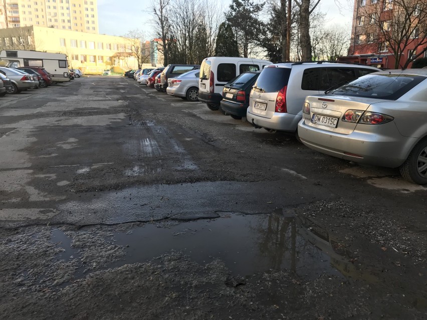 Zamiast klepiska powstanie porządny parking na Gaju