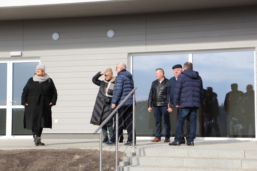 We Wrzosie w gminie Przytyk został oddany nowy budynek Domu Ludowego i remizy strażaków