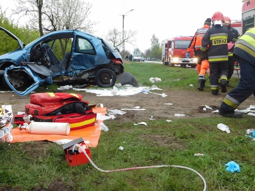Powiat obornicki: Cztery osoby poszkodowane w wypadku