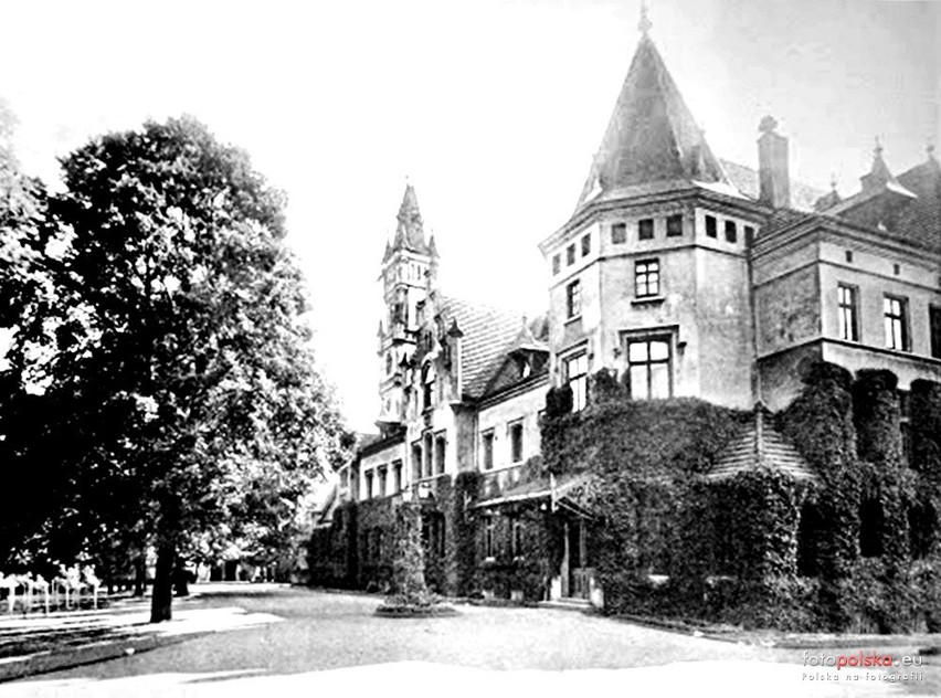 W 1929 roku pałac odziedziczył Łazarz V. Po II wojnie...