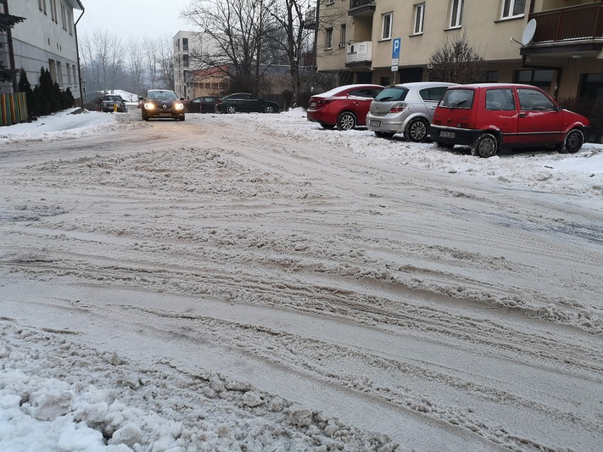 Kraków. Brak korków na ulicach, pasażerowie MPK mieli kłopot