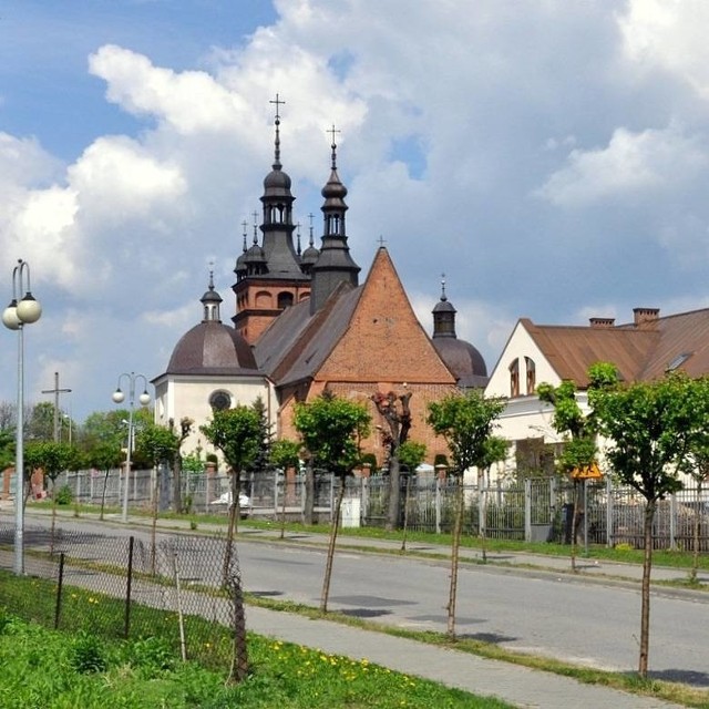 Kościół w Zwoleniu jest zamknięty, ponieważ księża mogli mieć kontakt z osobą zakażoną koronawirusem. Pierwsze badania wykluczyły obecność wirusa u duchownych.