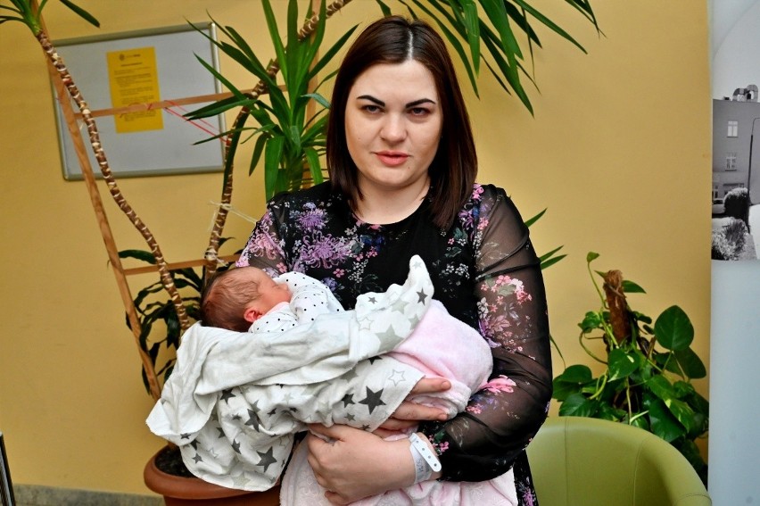 Rozmowa z panią Maluiną, Ukrainką. W zaawansowanej ciąży uciekła przed wojną i urodziła córeczkę w Szczecinie ZDJĘCIA 
