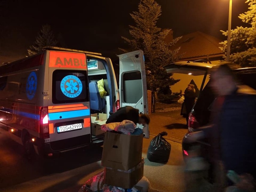 Harcerze z Ostrowca dowieźli żywność i leki na granicę z Ukrainą (ZDJĘCIA)