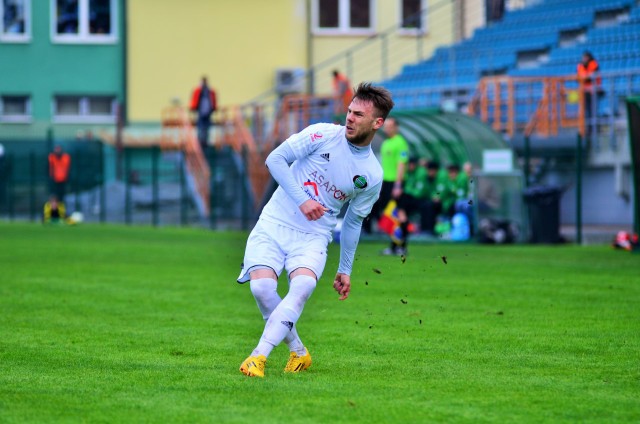 Bartosz Sulkowski ma ważny kontrakt do 30 czerwca 2017 roku.