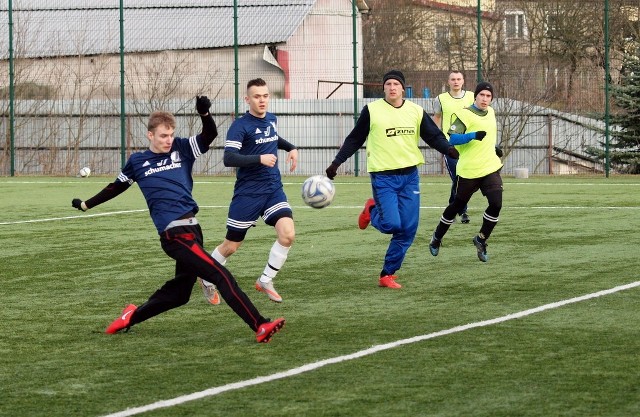 W drugim sparingu tej zimy Wisła Gruczno (B klasa) pokonała Tartak Wudzyn 7:2 (2:0). Mecz rozegrano na boisku ze sztuczną nawierzchnią w Świeciu