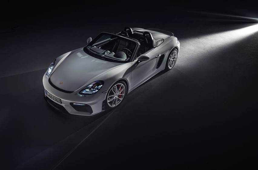 Porsche 718 Spyder...